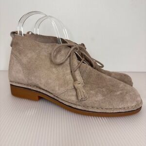 Hush Puppies Cyra Catelyn Suede Desert Boots Size 8.5 Water-Resistant
